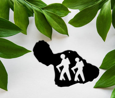 Maui with Hikers Metal Wall Decor - Simply Royal Design